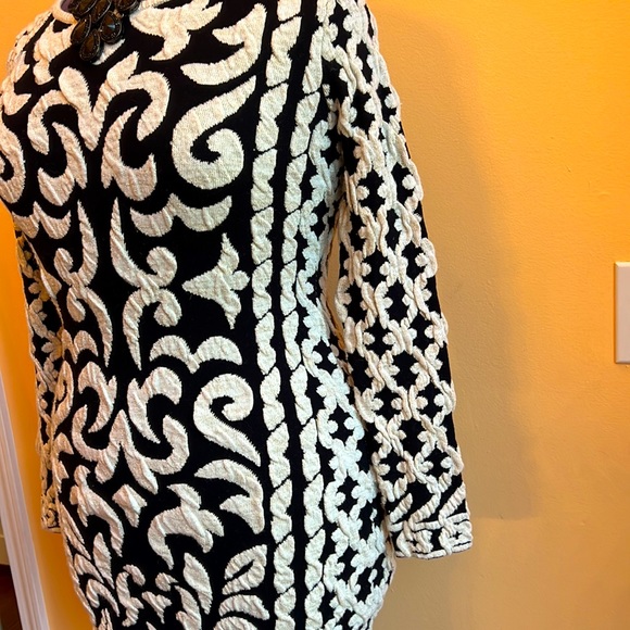 Sexy! INC international concepts Black and Cream Sweater Dress Size L - Picture 2 of 4